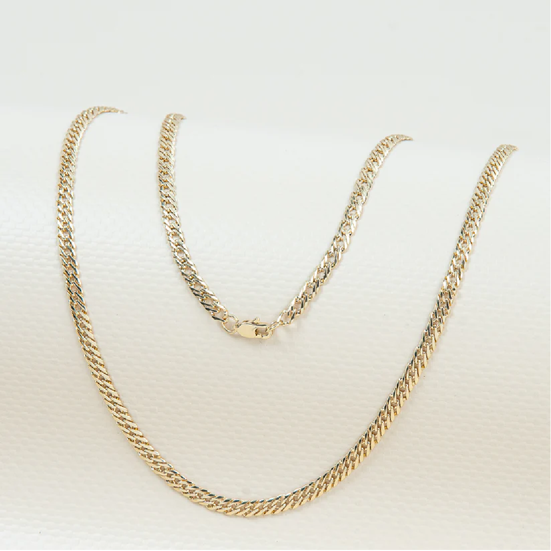 Cadena Entrelazada italiana para caballero en Oro Laminado 18K